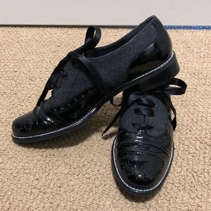 Stuart Weitzman Lace Up Oxfords